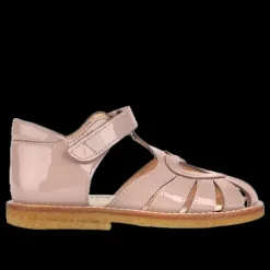 Angulus sandal
