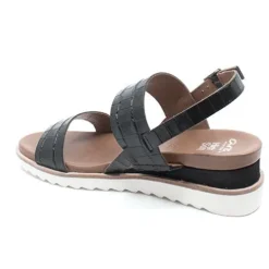 Ara sandal
