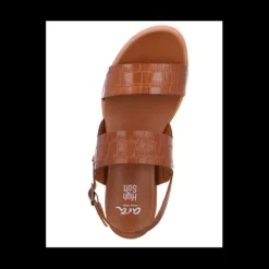 Ara sandal